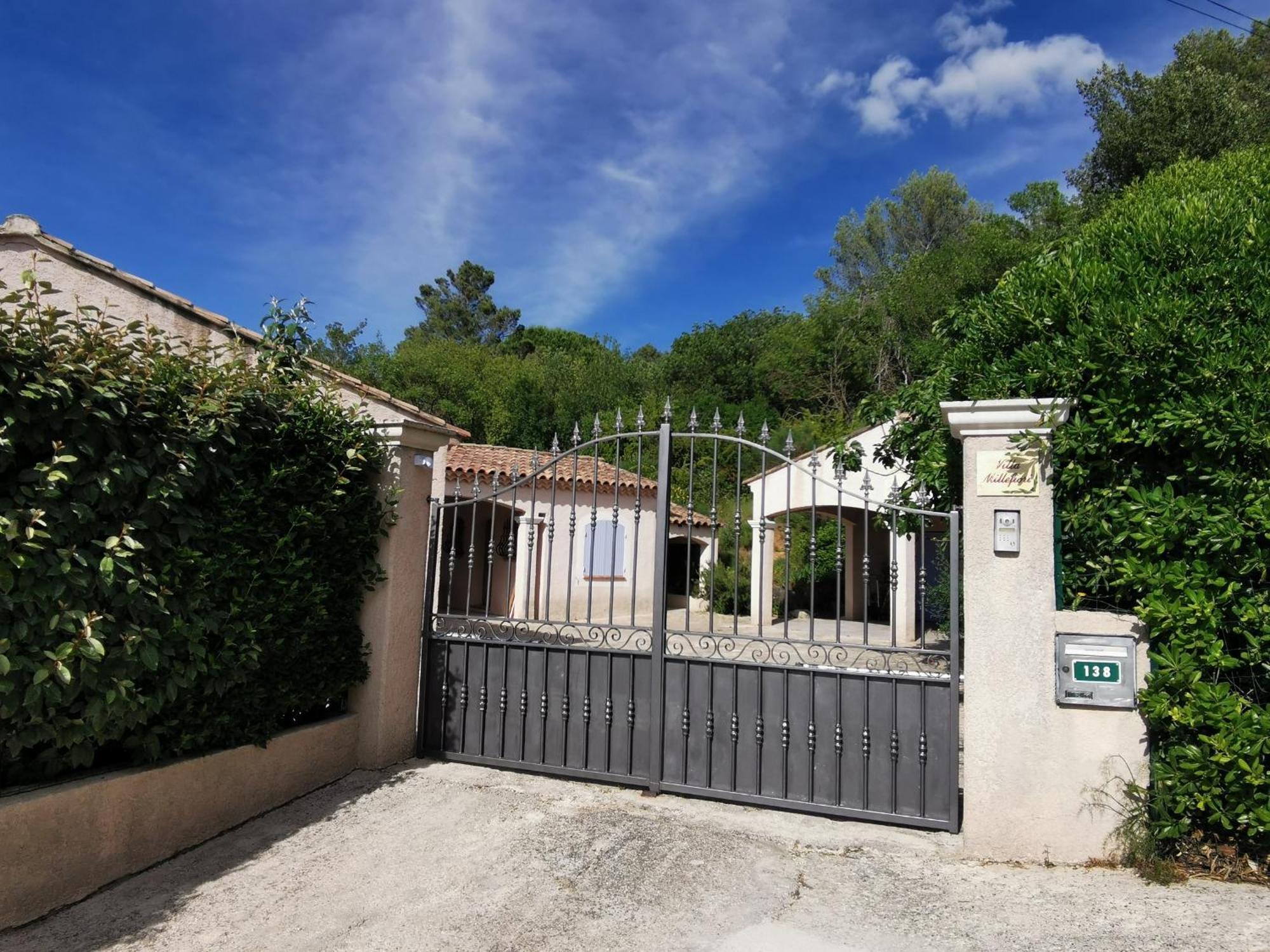 Le Loriot Villa Auriol Exterior photo