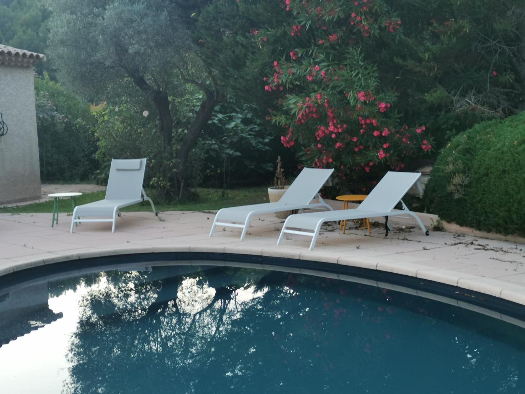 Le Loriot Villa Auriol Exterior photo
